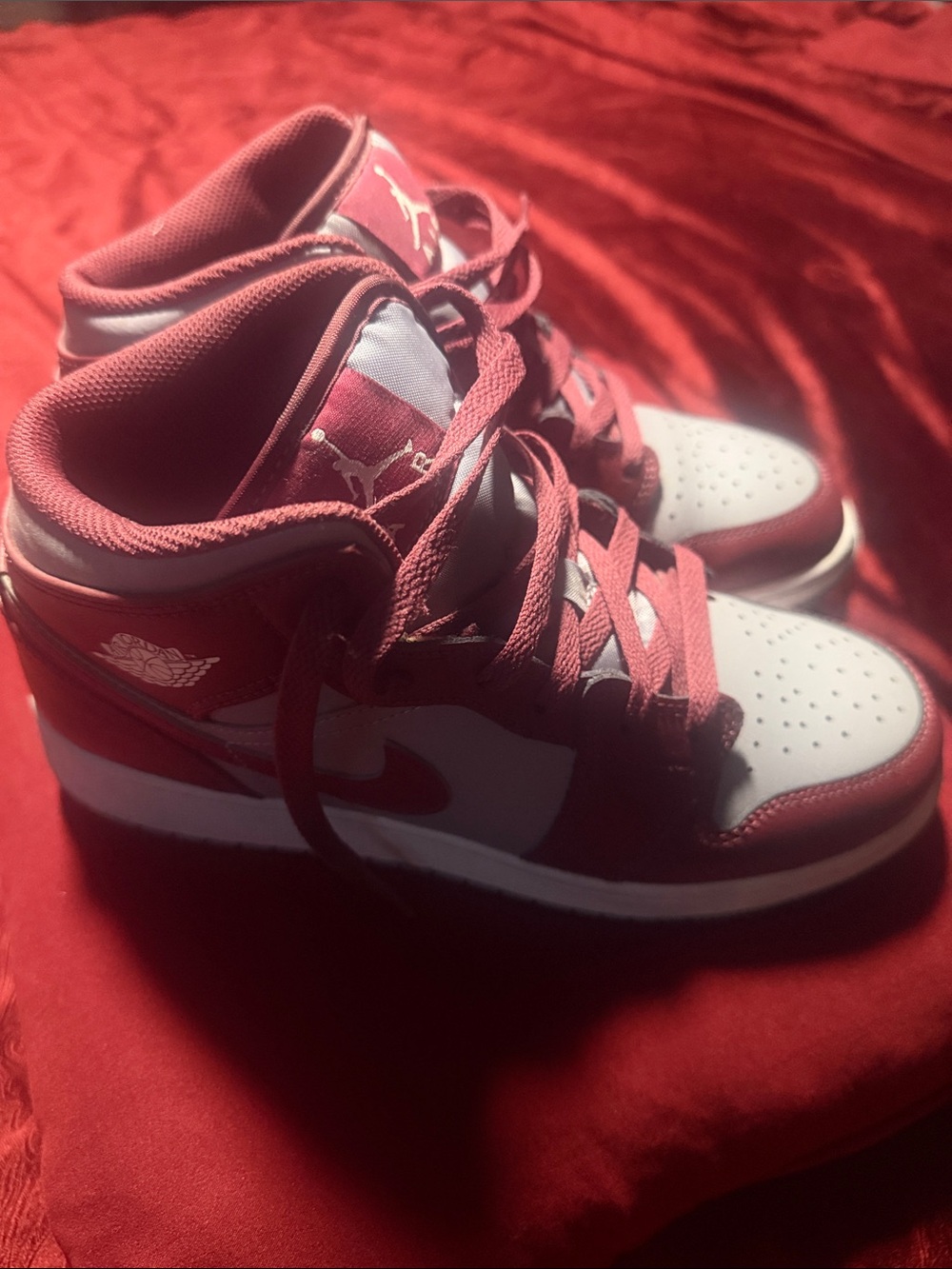 Nike Kids Red and White Mid-Top Sneakers